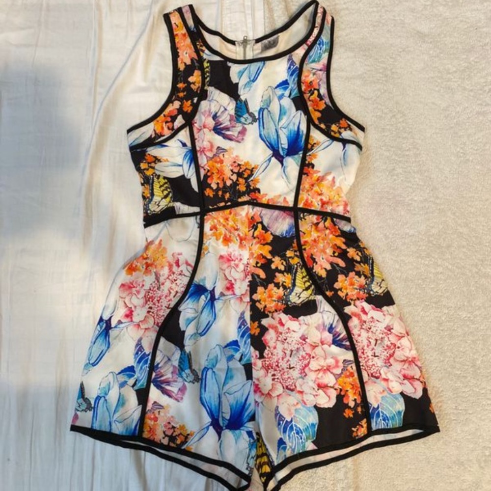 Romper - Picture 2 of 2